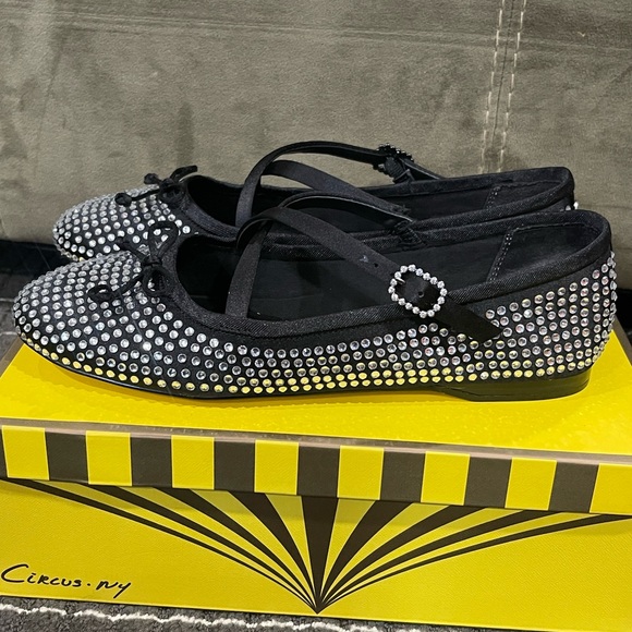 Circus NY  Black Jewel Embellished Flats - Picture 1 of 7